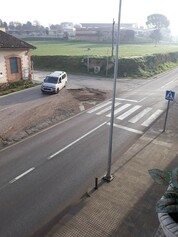 Foto actual parquing cooperativa_passos vianants.jpg